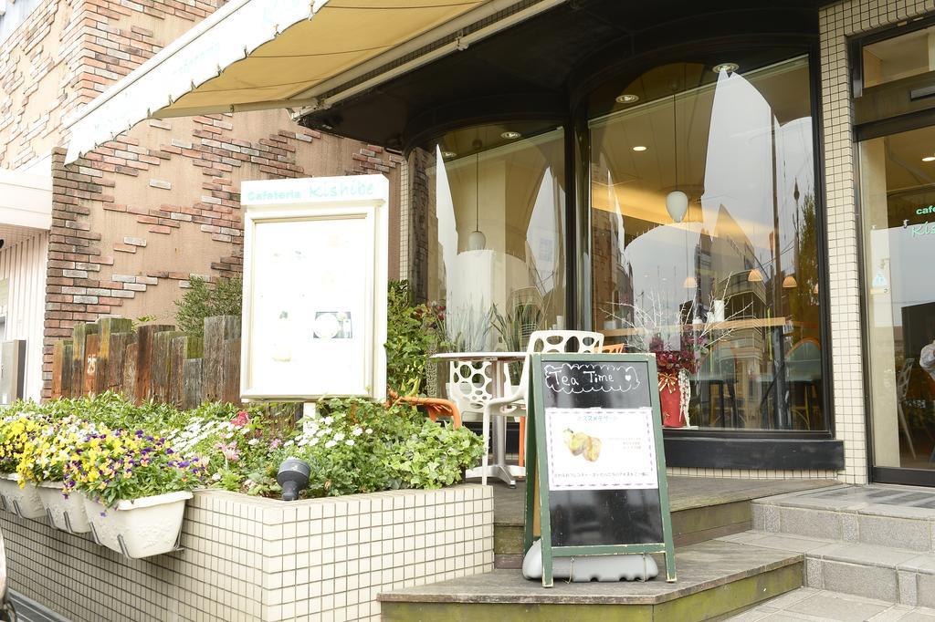 Kishibe Station Hotel Suita Luaran gambar